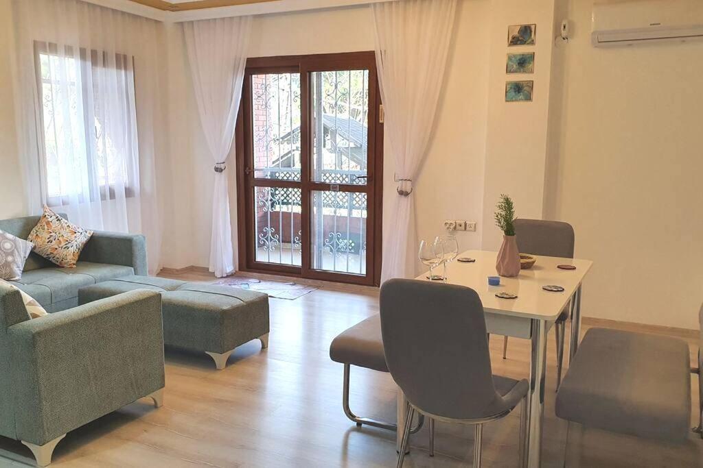 2+1 Apartm With Garden + Balcony , At Ladies Beach Kusadasi Exterior photo